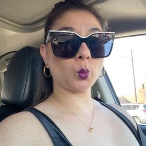 Meet your Posher, Noel